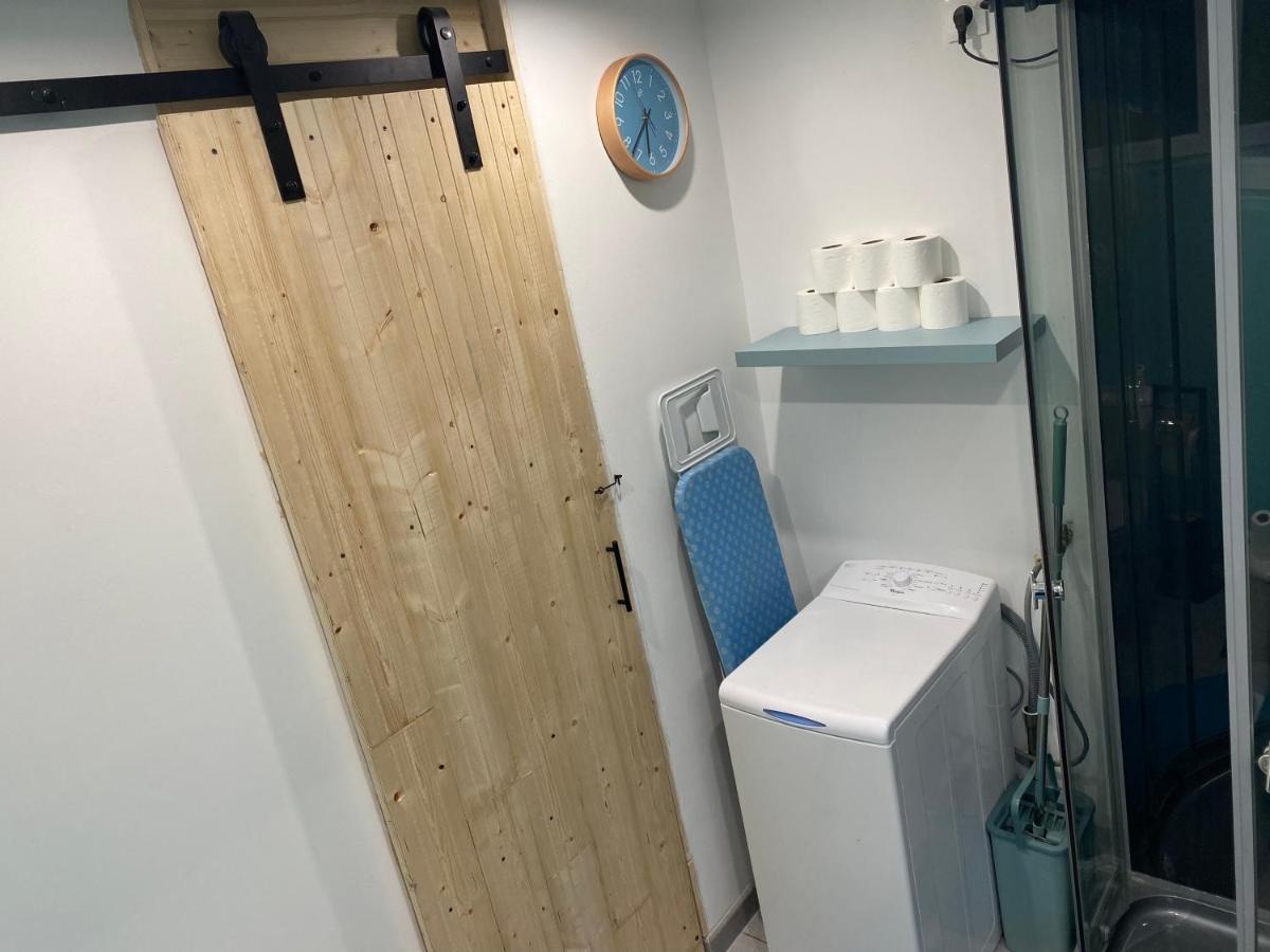 Studio 40M2 Plein Pied Avec Parking Jussac Zewnętrze zdjęcie